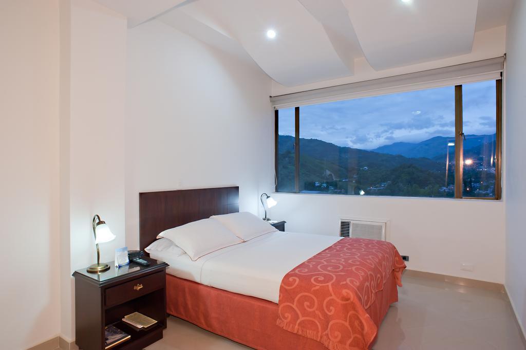 Hotel Dann Combeima Ibagué Esterno foto