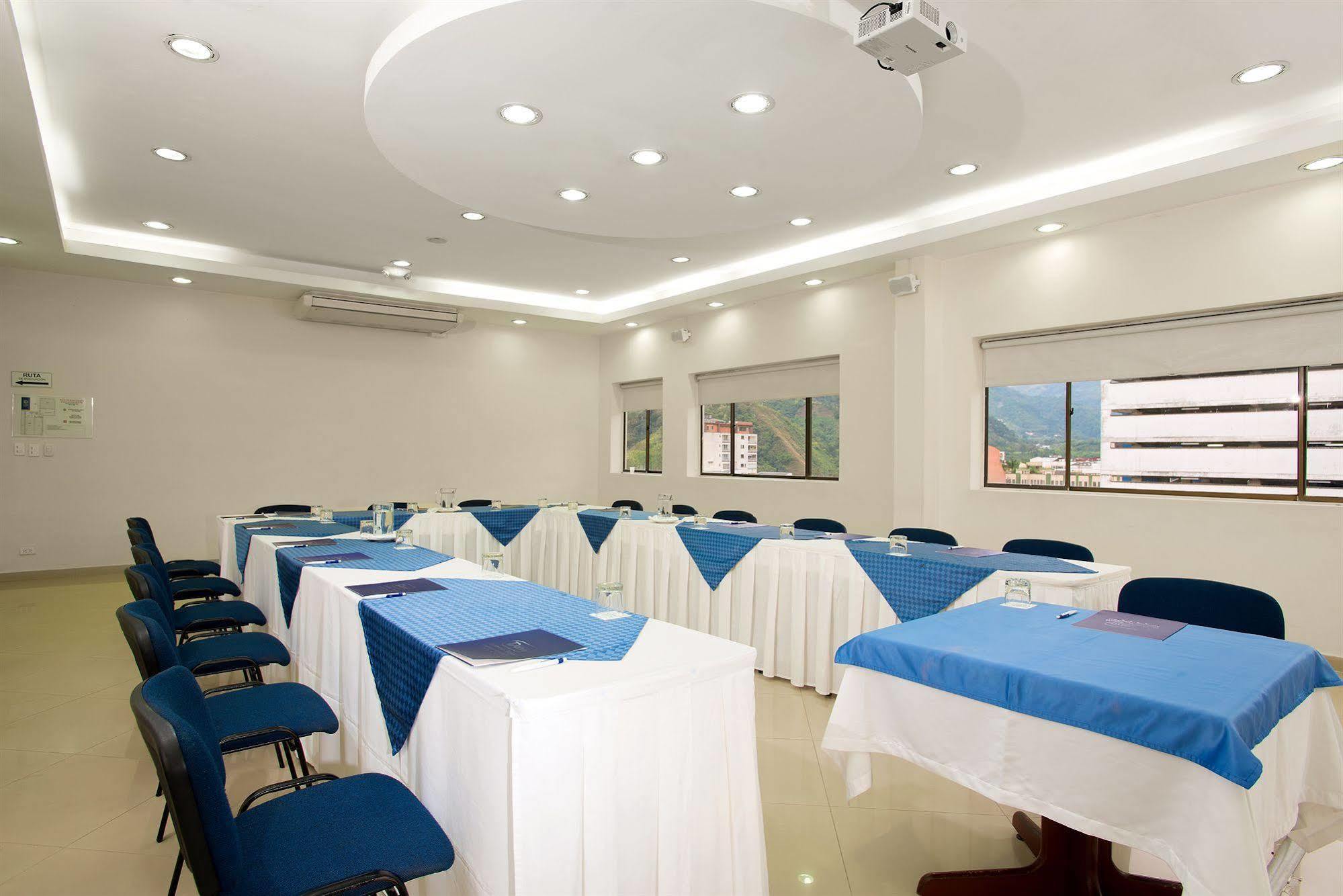 Hotel Dann Combeima Ibagué Esterno foto